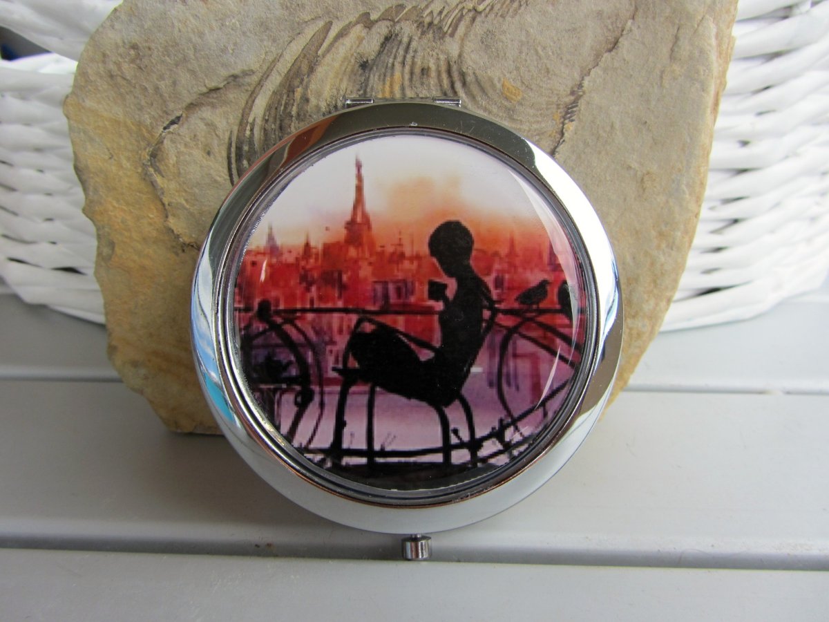 Káva při západu slunce