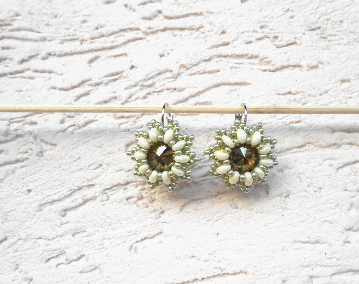 Náušnice šité zelené pro vílu (230/19)