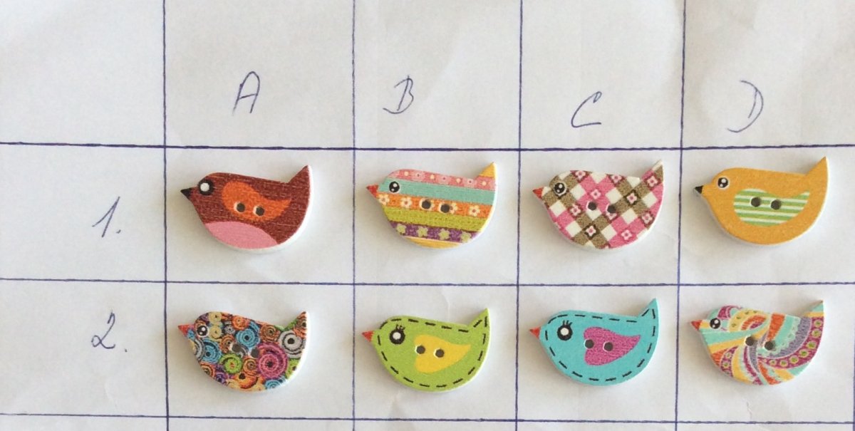 Dřevěné knoflíky - 2 kusy.