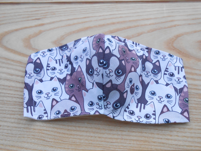 Rouška s kočičkami (358/20)