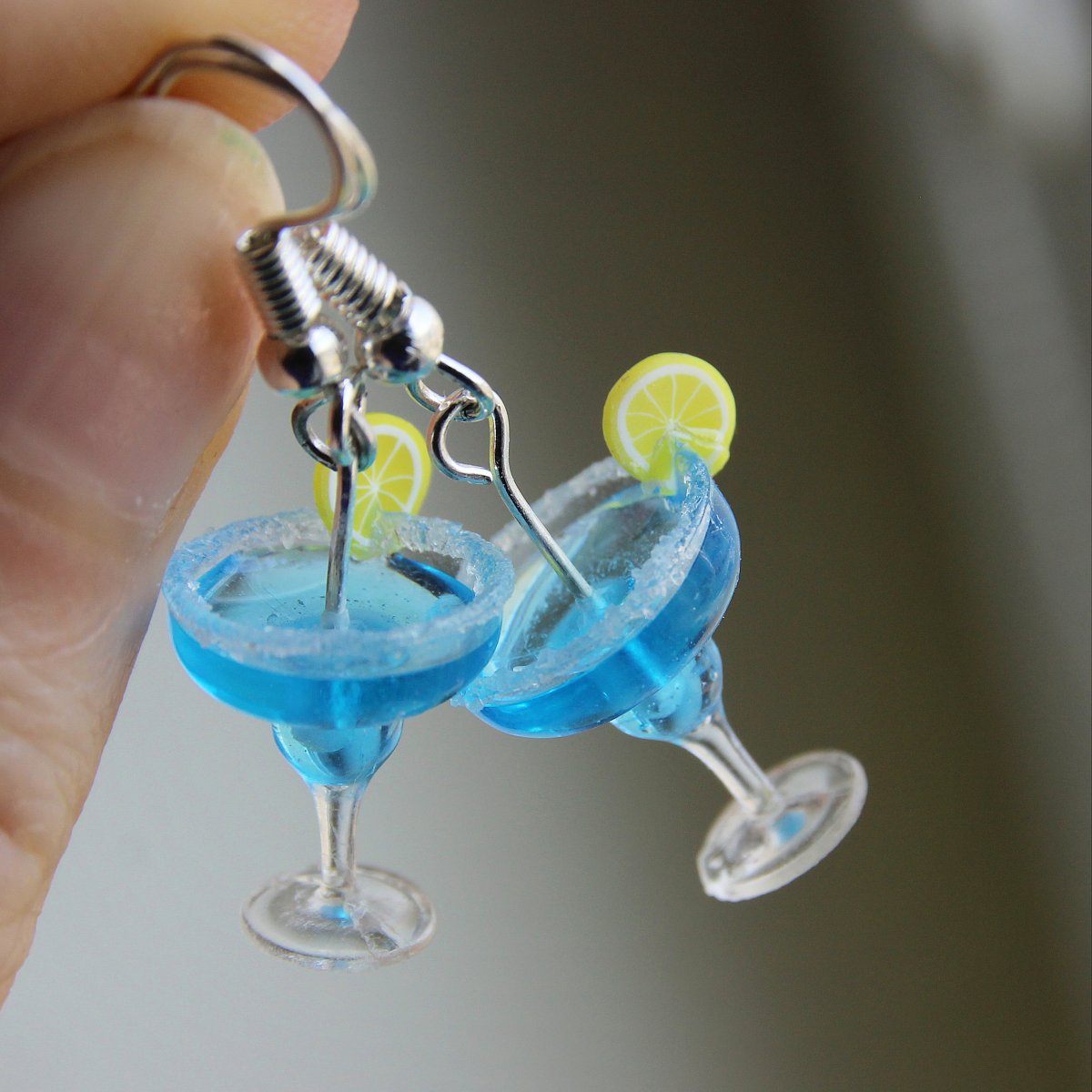 Modré koktejly s citronem