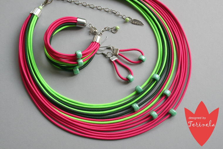 Souprava Za loukou © design Terinela