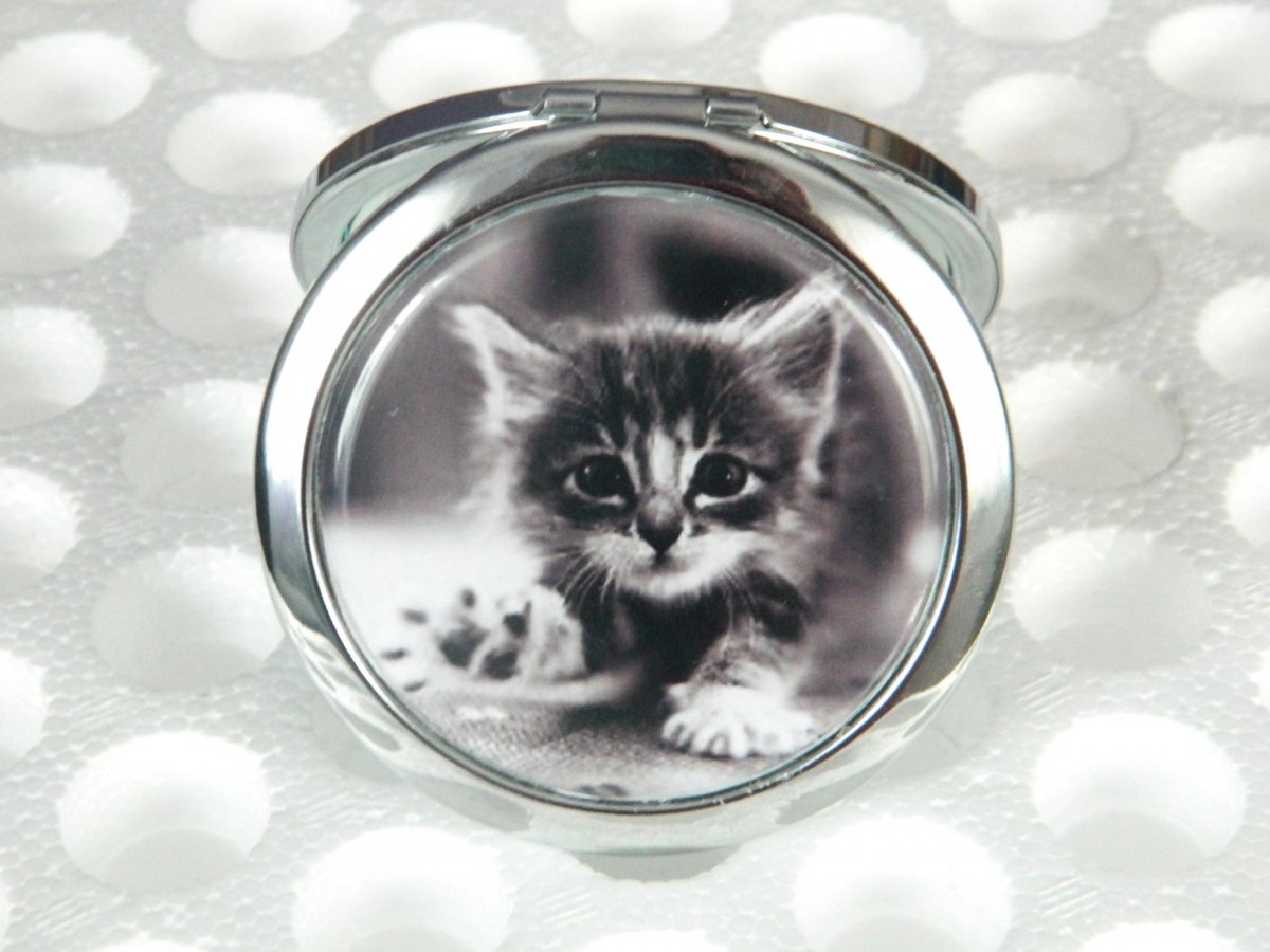 Kosmetické zrcátko Kotě