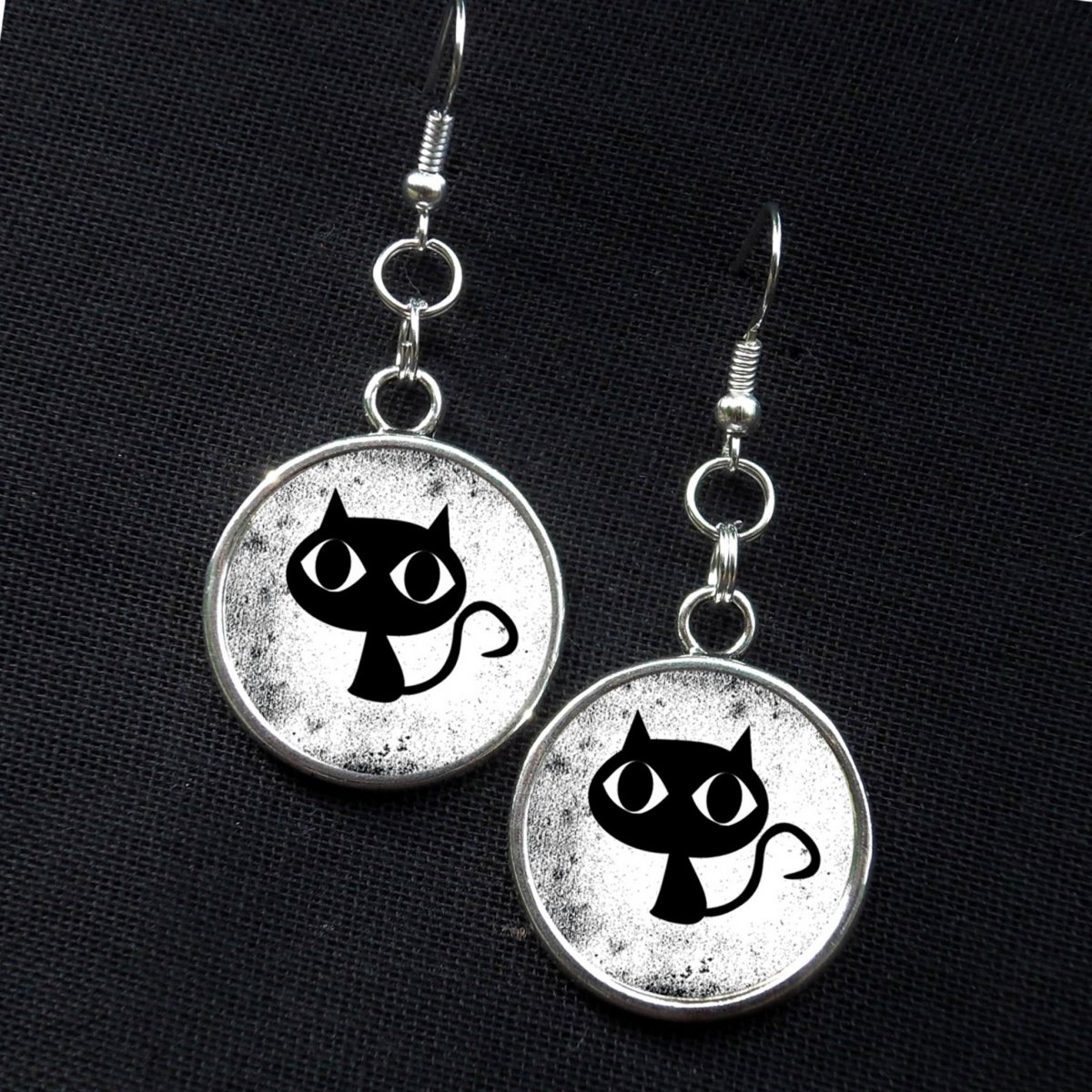 Hoši a děvčata, pěstujte koťata