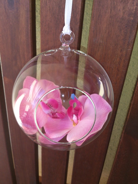 SKLENĚNÁ KOULE K ZAVĚŠENÍ