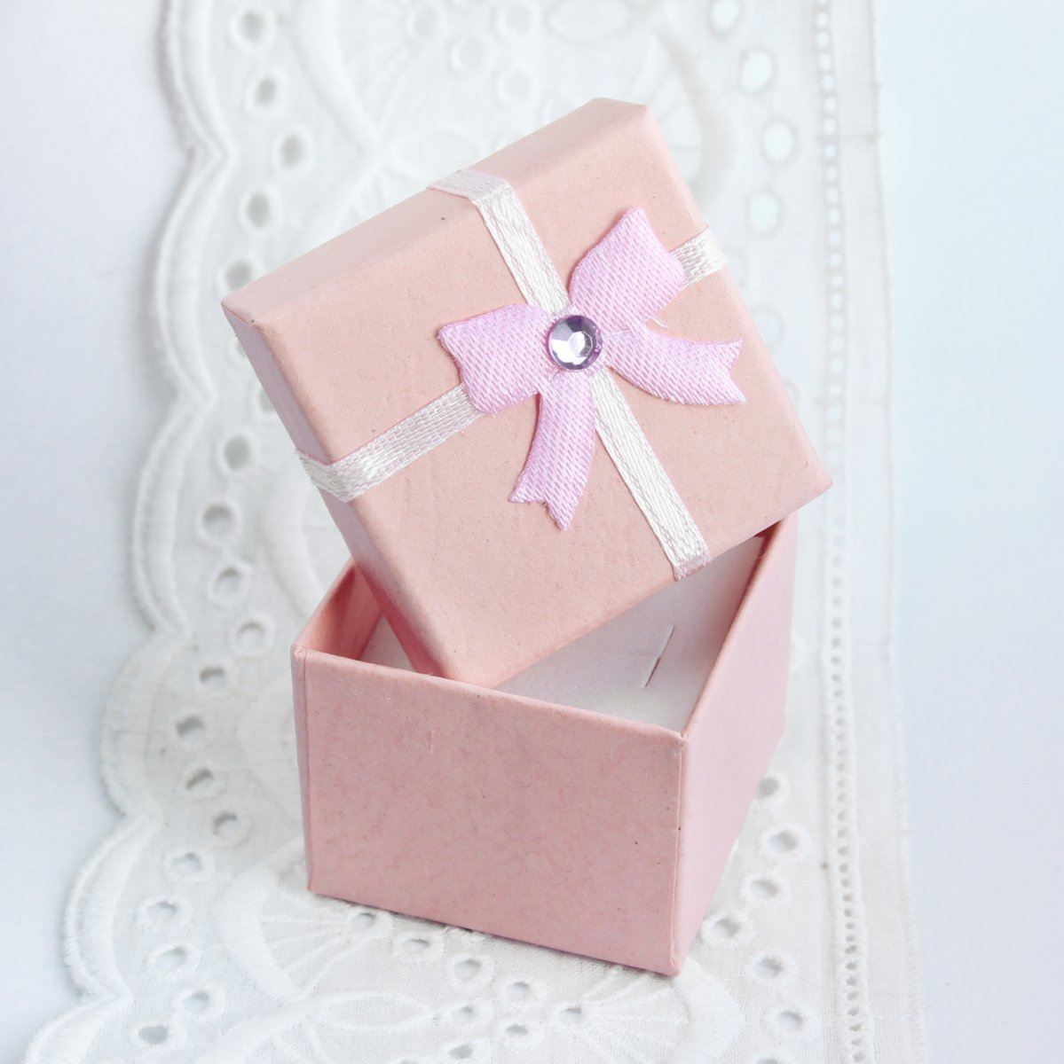 Dárkové balení - krabička s mašličkou