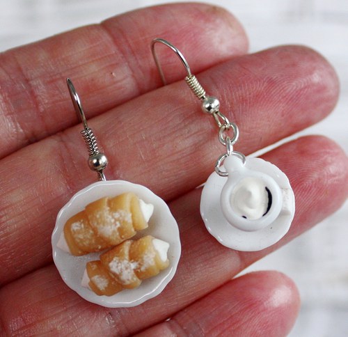 kremrole a kafíčko