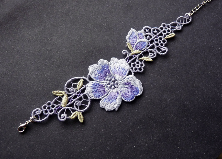 Květinový náramek