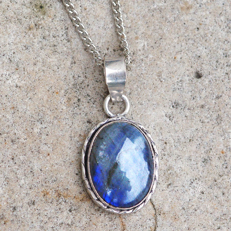 Labradoritový náhrdelník