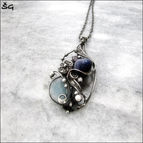 Náhrdelník - zimní čas