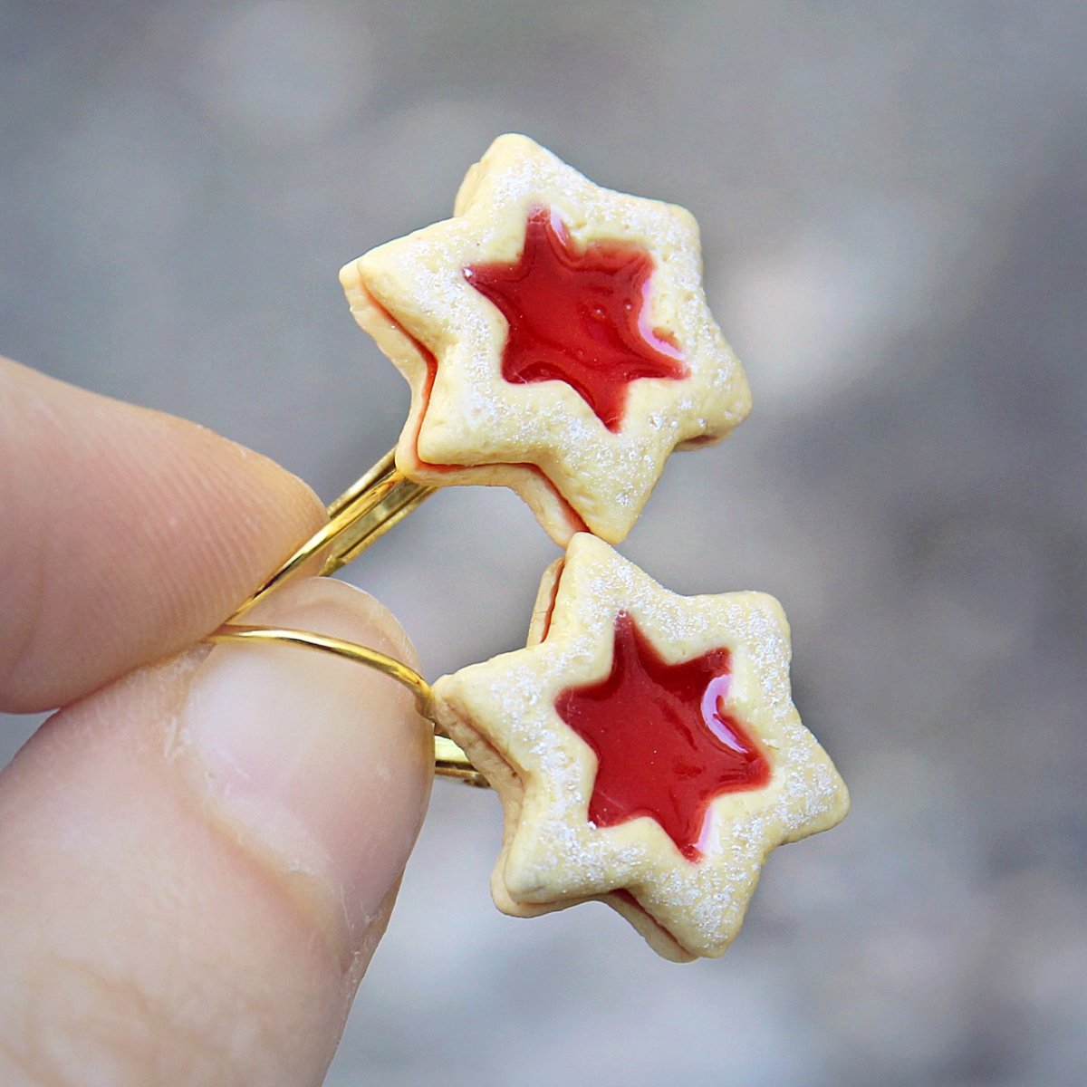 Linecké hvězdičky zavírací háčky zlaté barvy