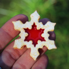 Linecké fimo cukroví vločka, brož