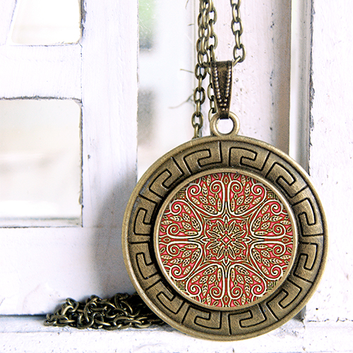 Mandala  -  Ozdobný přívěsek na krk 