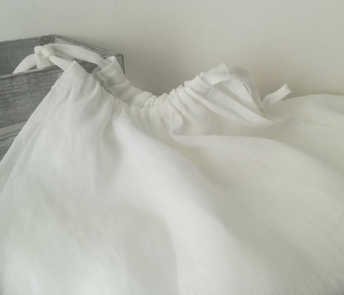 lněné dámské šaty à la noční košilka