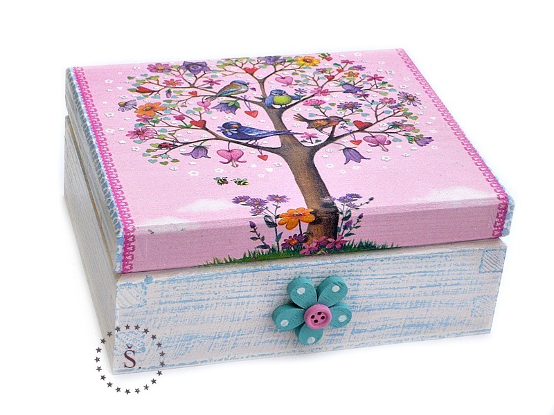 dřevěná truhlička - šperkovnice