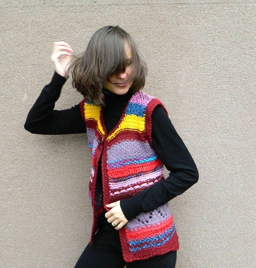 Vínová vesta freeform