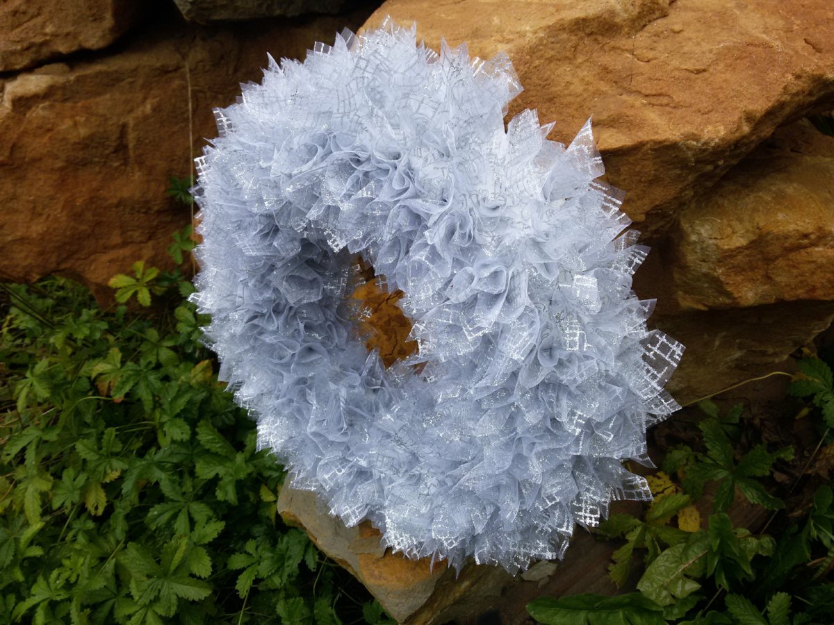 Nadýchaný vánoční věneček. č.1318