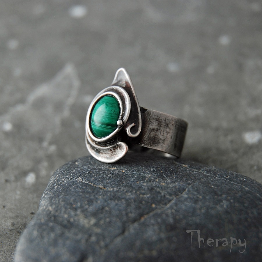 Prsten s malachitem