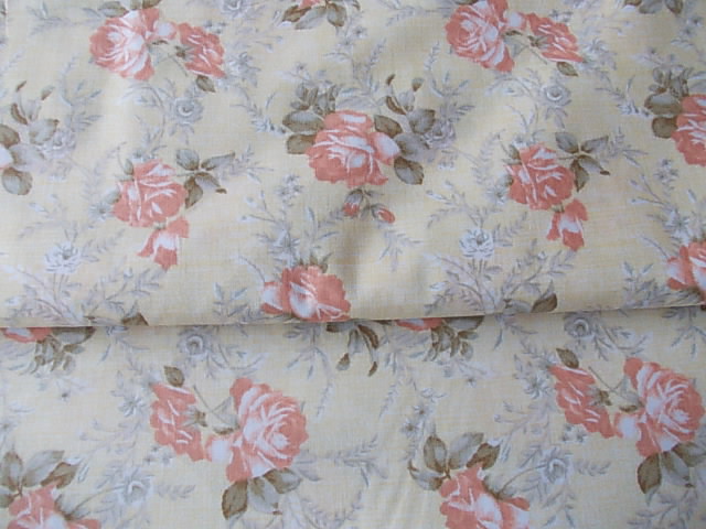 100 % BAVLNA - růže na žluté