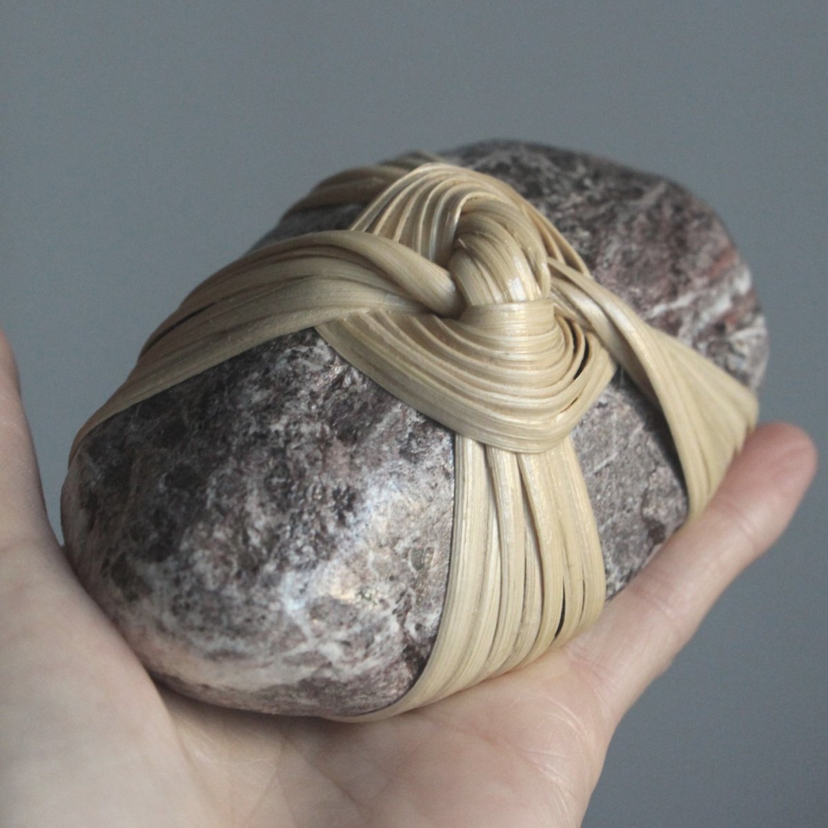 Dekorativní kámen, těžítko - muži