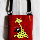 malá crossbody-žirafky