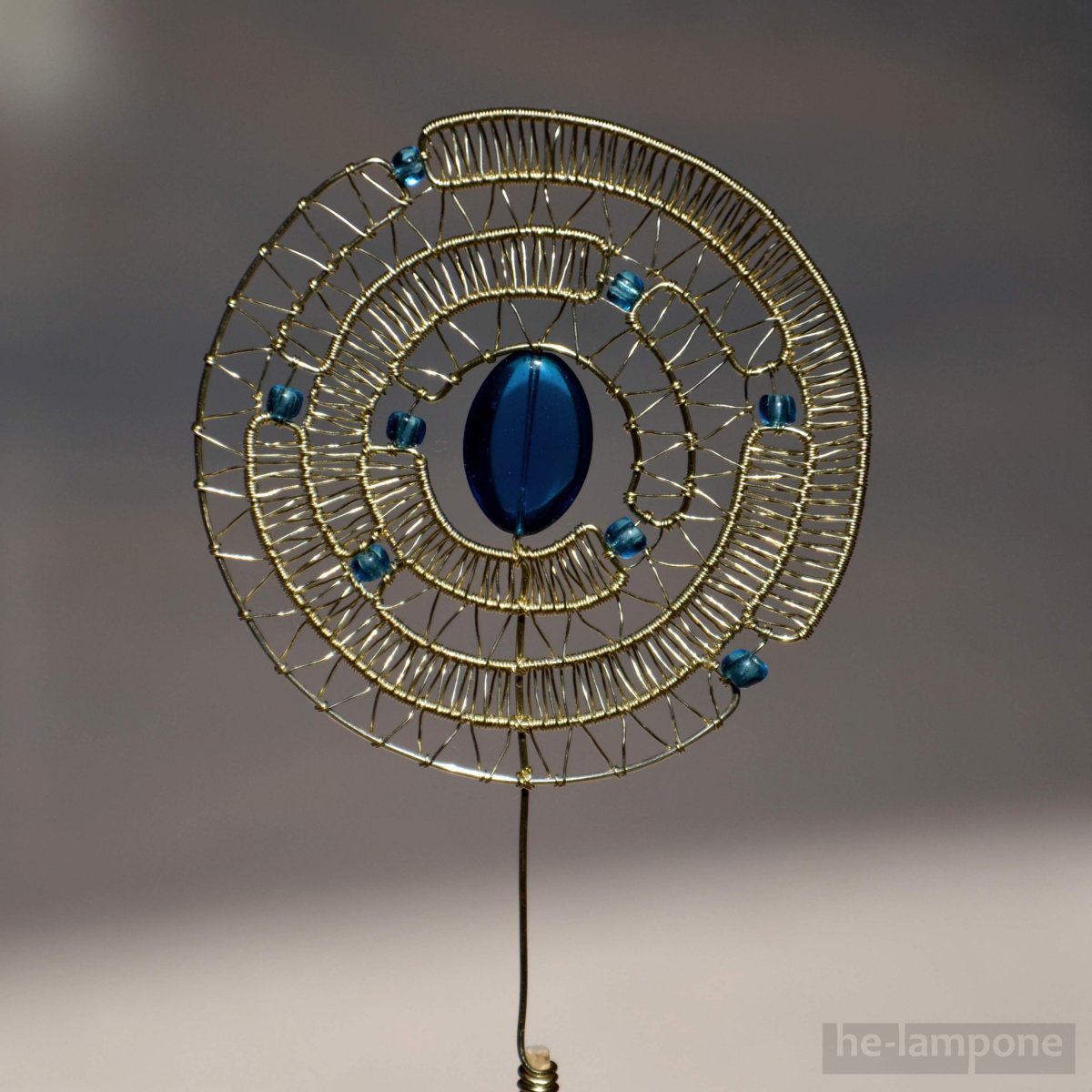 Měsíc do květináče