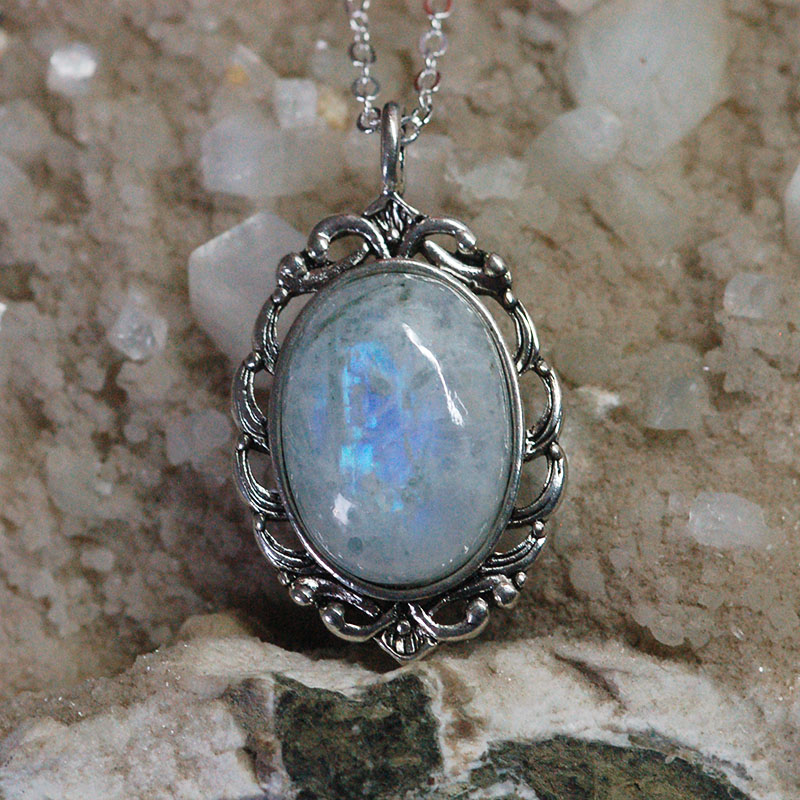 S měsíčním kamenem