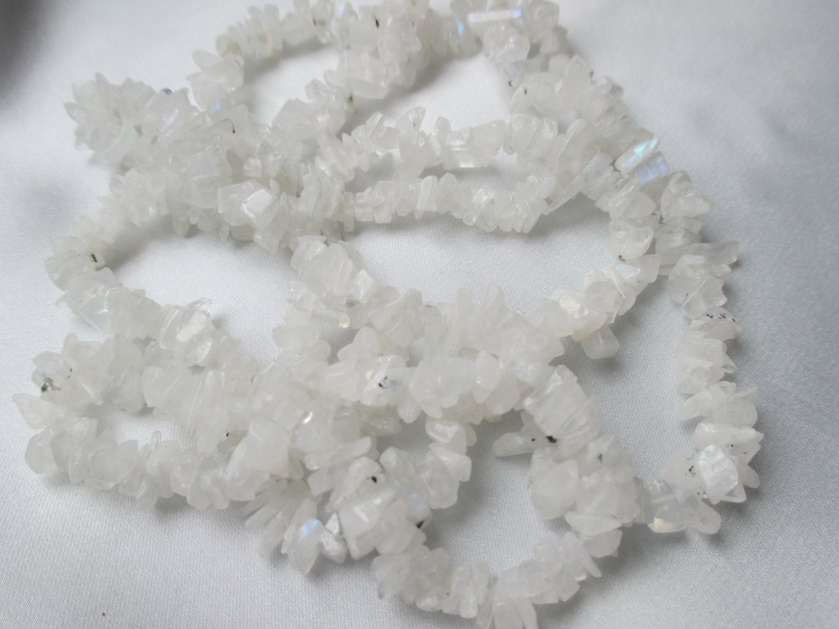 Měsíční kámen bílý pravý - 90 cm