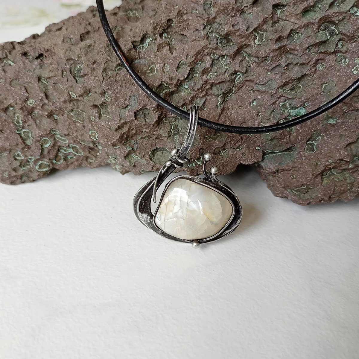 Měsíční kámen - přívěsek