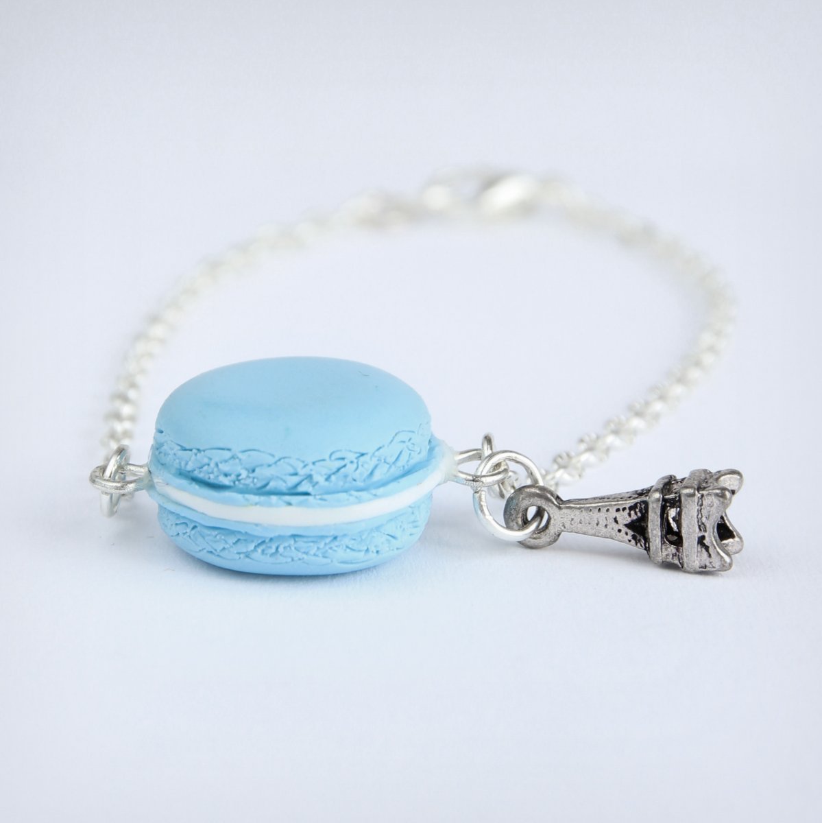 Modrá makronka s Eiffelovkou, fimo náramek