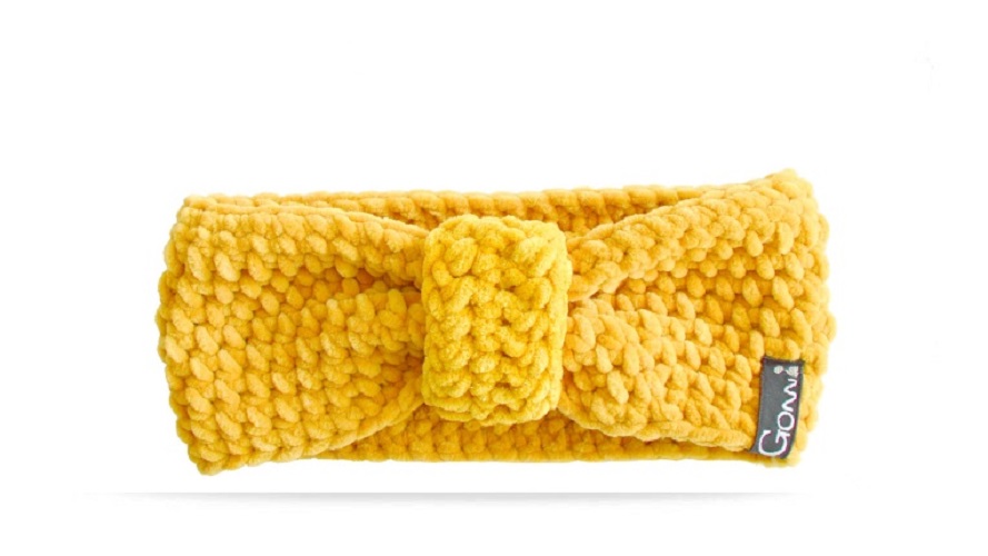 Háčkovaná čelenka s uzlem