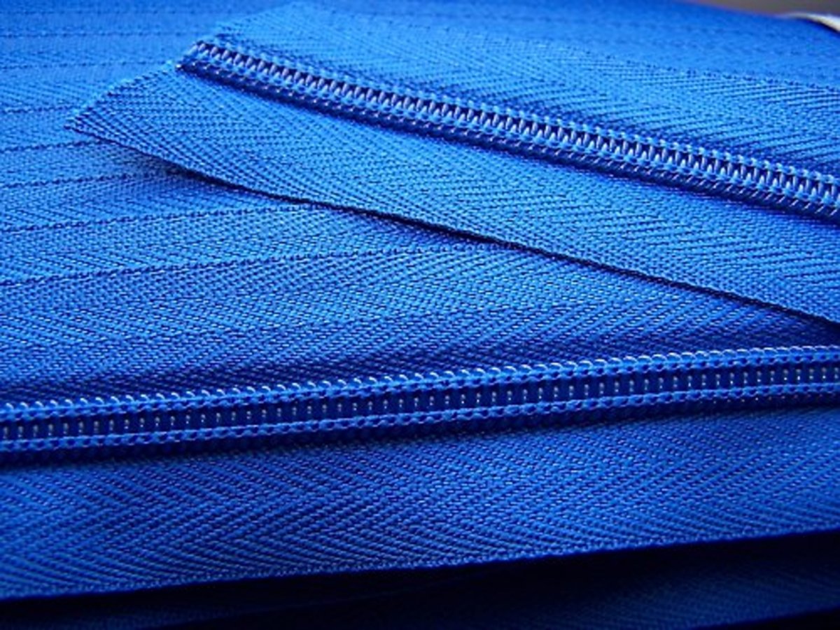 Výhodný balíček - 2m zipu (5mm)  + 8ks jezdců - barva modrá  (340)