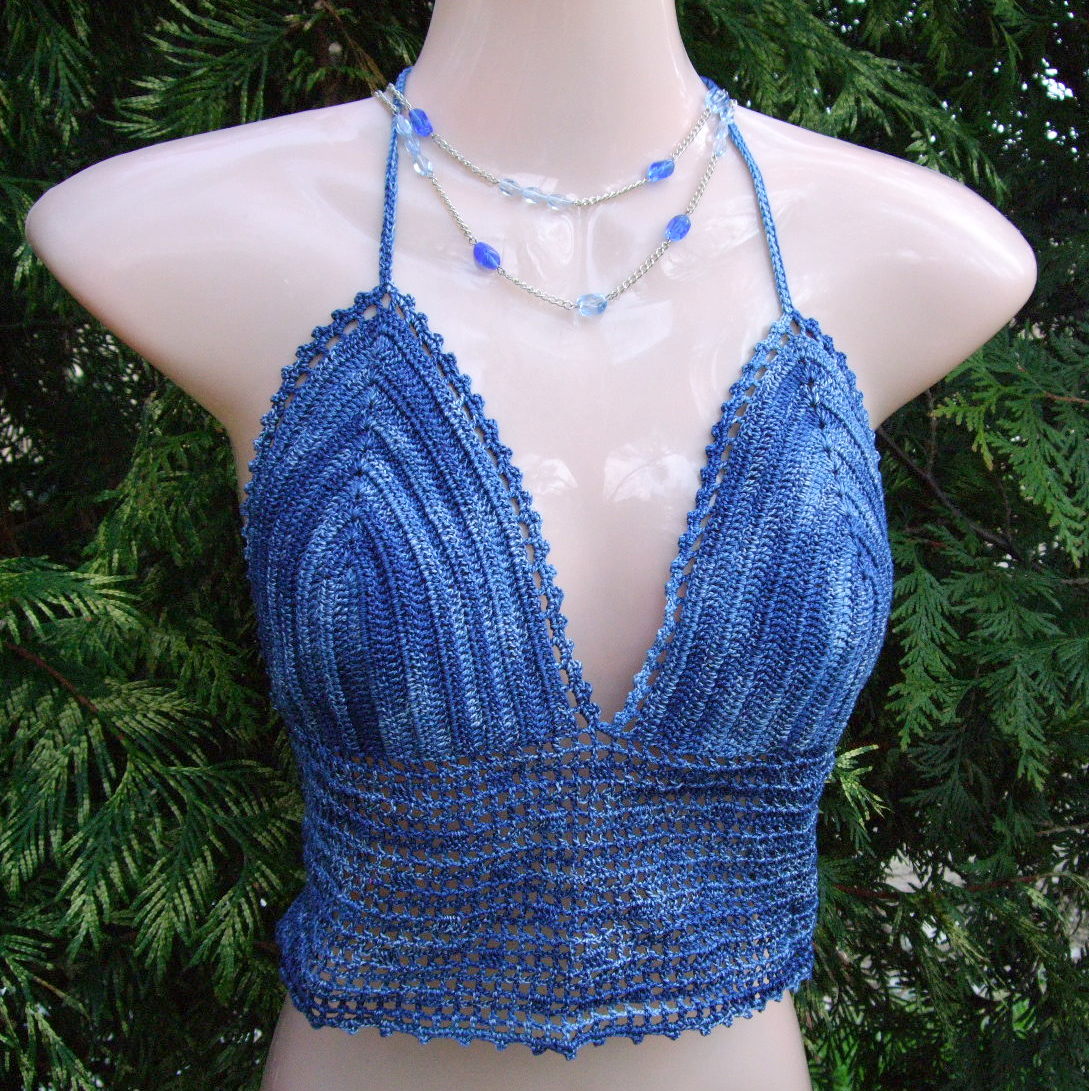 Háčkovaný top / Modrý melír