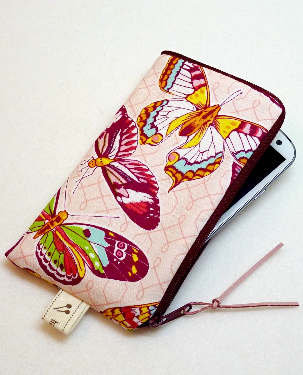 MOTÝLI NA RŮŽOVÉ - obal na mobil