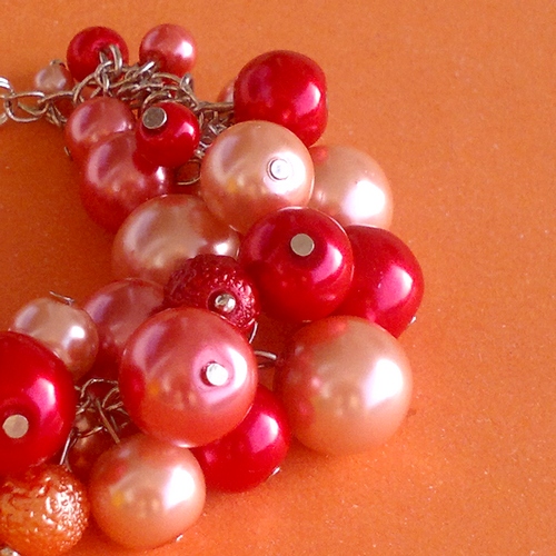 Lososový perlový náramek