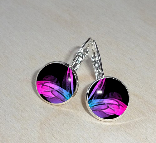 Náušničky z pryskyřice