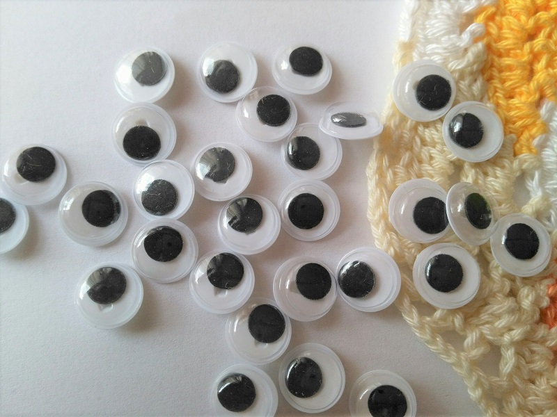 pohyblivé oči na přišití 15mm OKO57