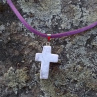 náhrdelník: kříž - magnezit