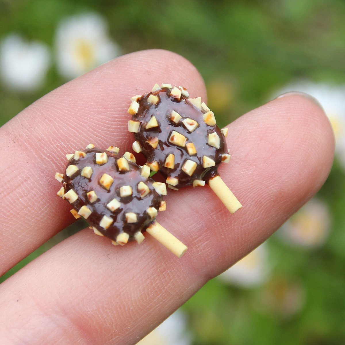 Nanuky s čokoládou a oříšky (pecky)