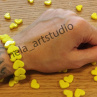 Náramek srdce žlutý