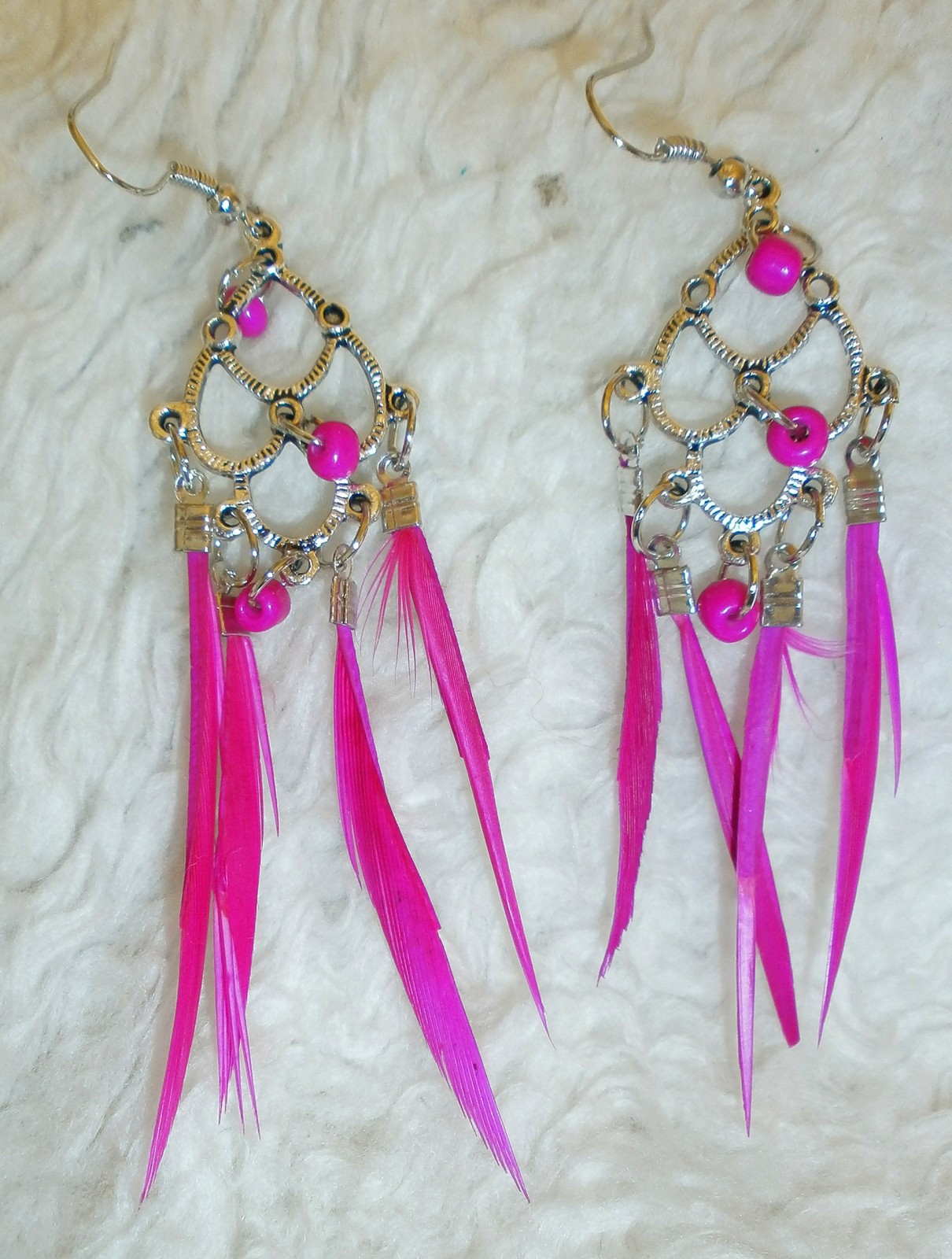 Náušnice s růžovými peříčky