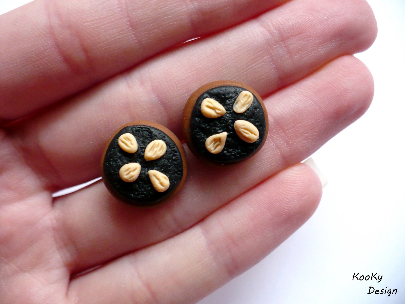 Pecičkové náušnice - koláčky