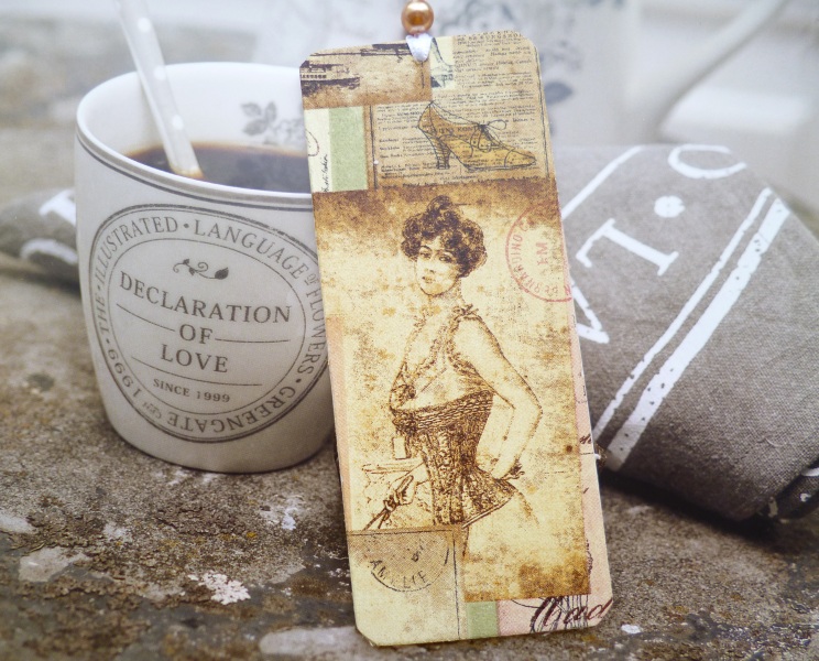 dřevěná záložka do knihy