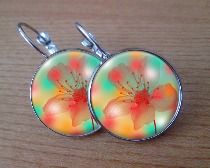 COOL VISACÍ NÁUŠNICE - Nejkrásnější z květů