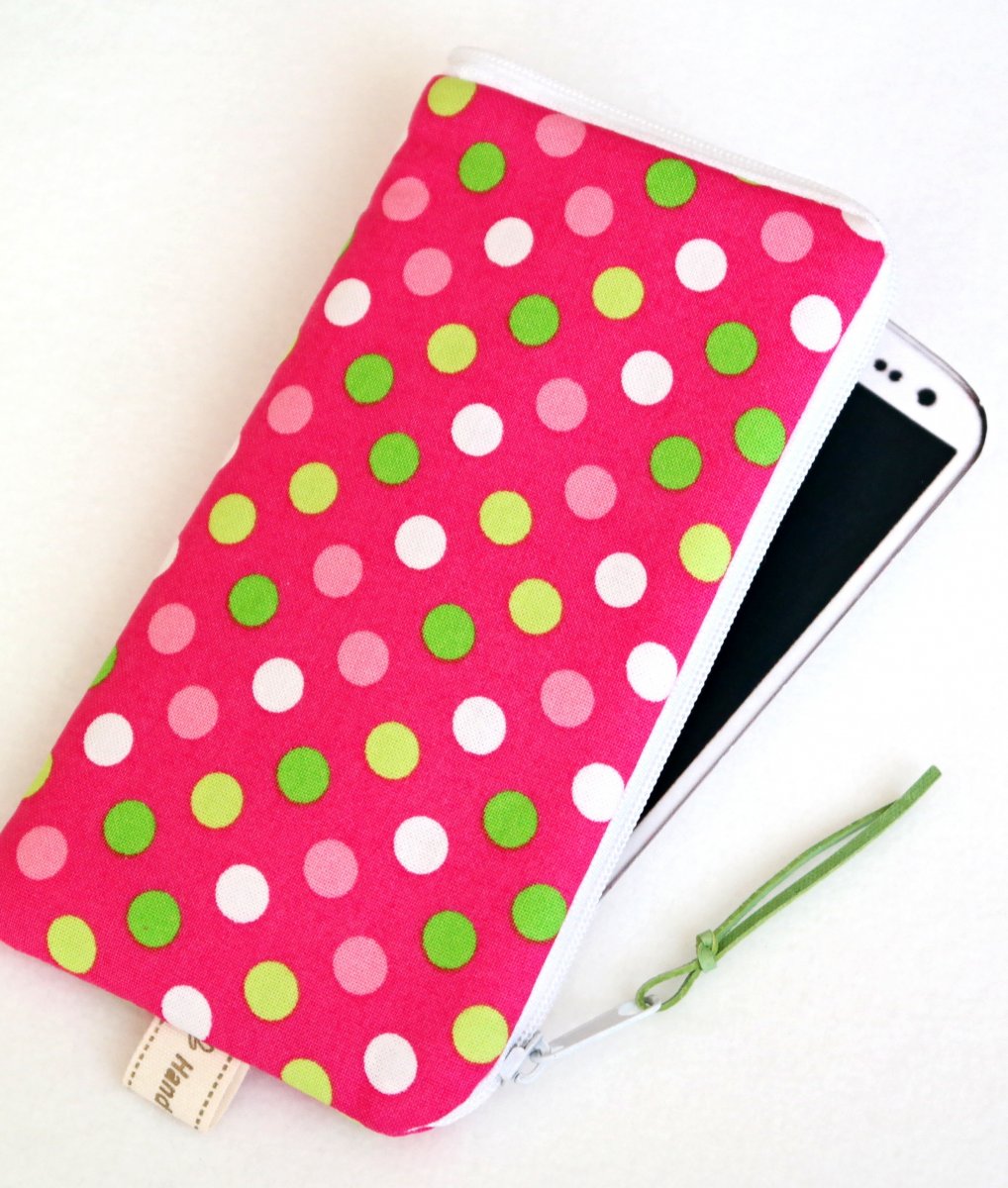 V ZÁŘI NEONU -  obal na mobil