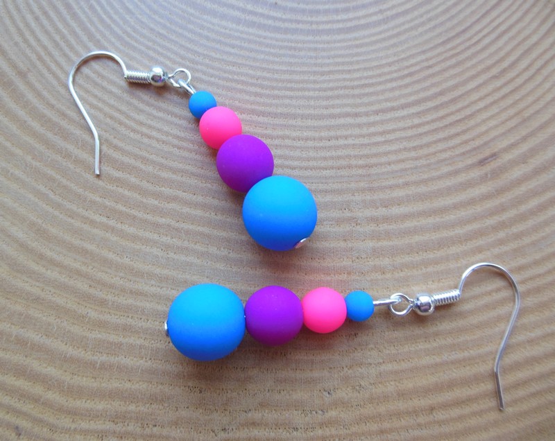 Modrá neony s blechou