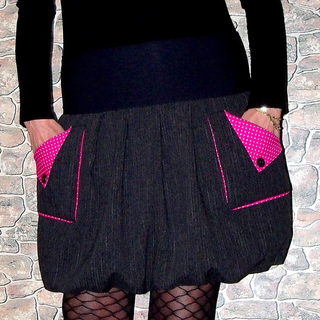 Kapsářka s růžovou