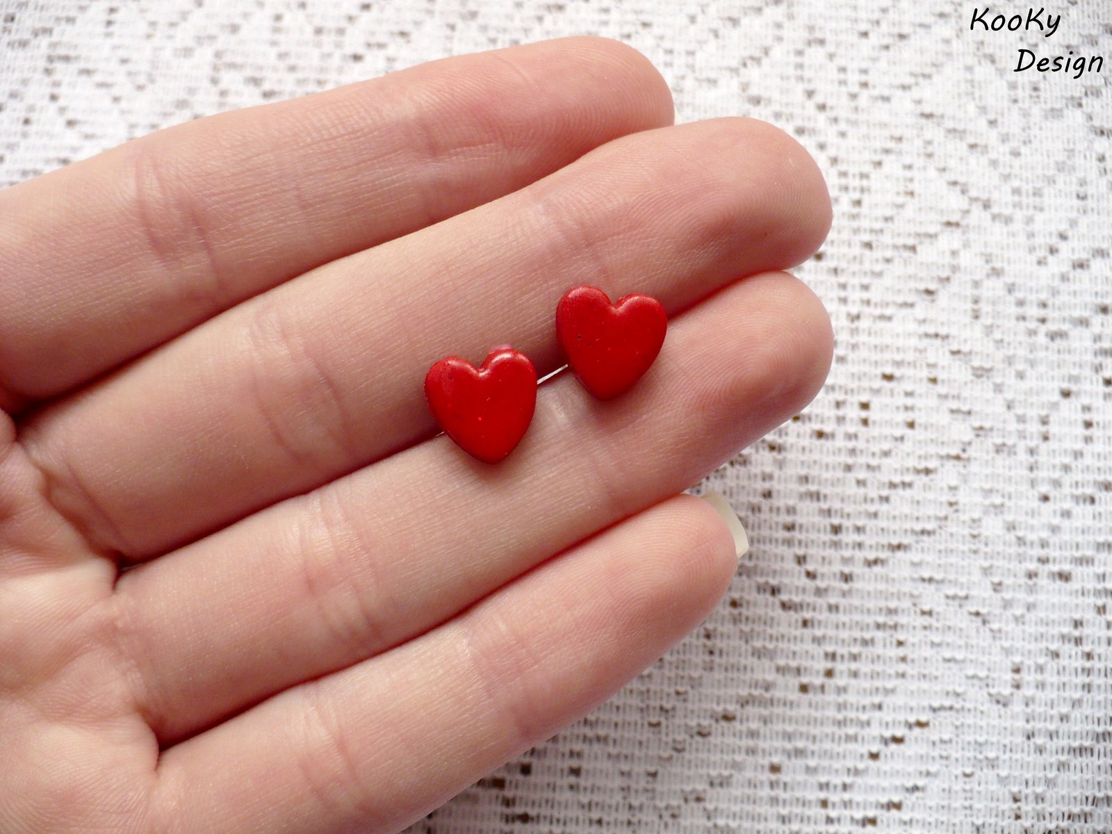 Pecičkové náušnice - metalická srdíčka, menší