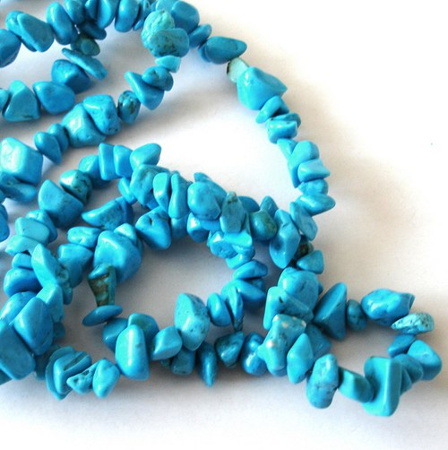 Zlomky přírodních minerálů - obroušené - 20 cm