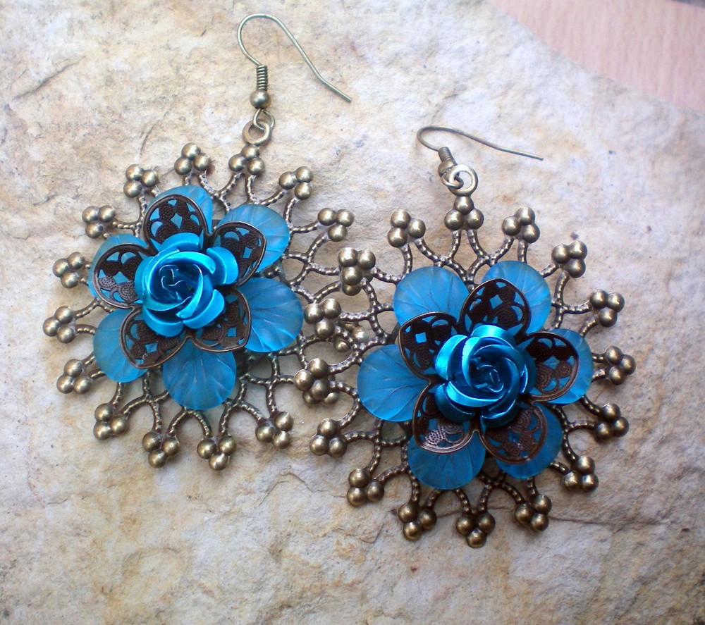 Rozkvetlý filigrán náušnice